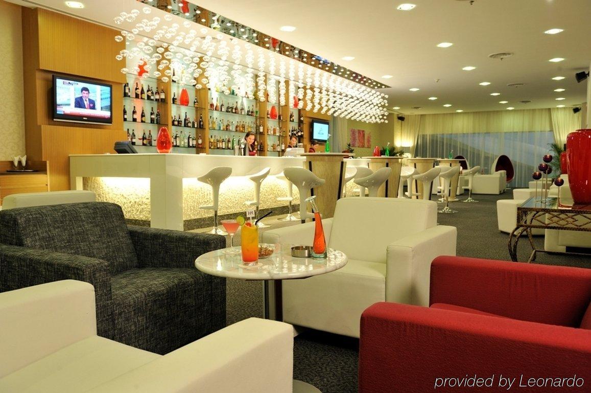 קוטה קינבלו Grand Borneo Hotel מראה חיצוני תמונה