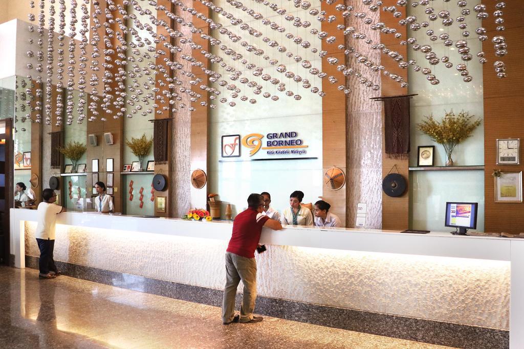 קוטה קינבלו Grand Borneo Hotel מראה חיצוני תמונה